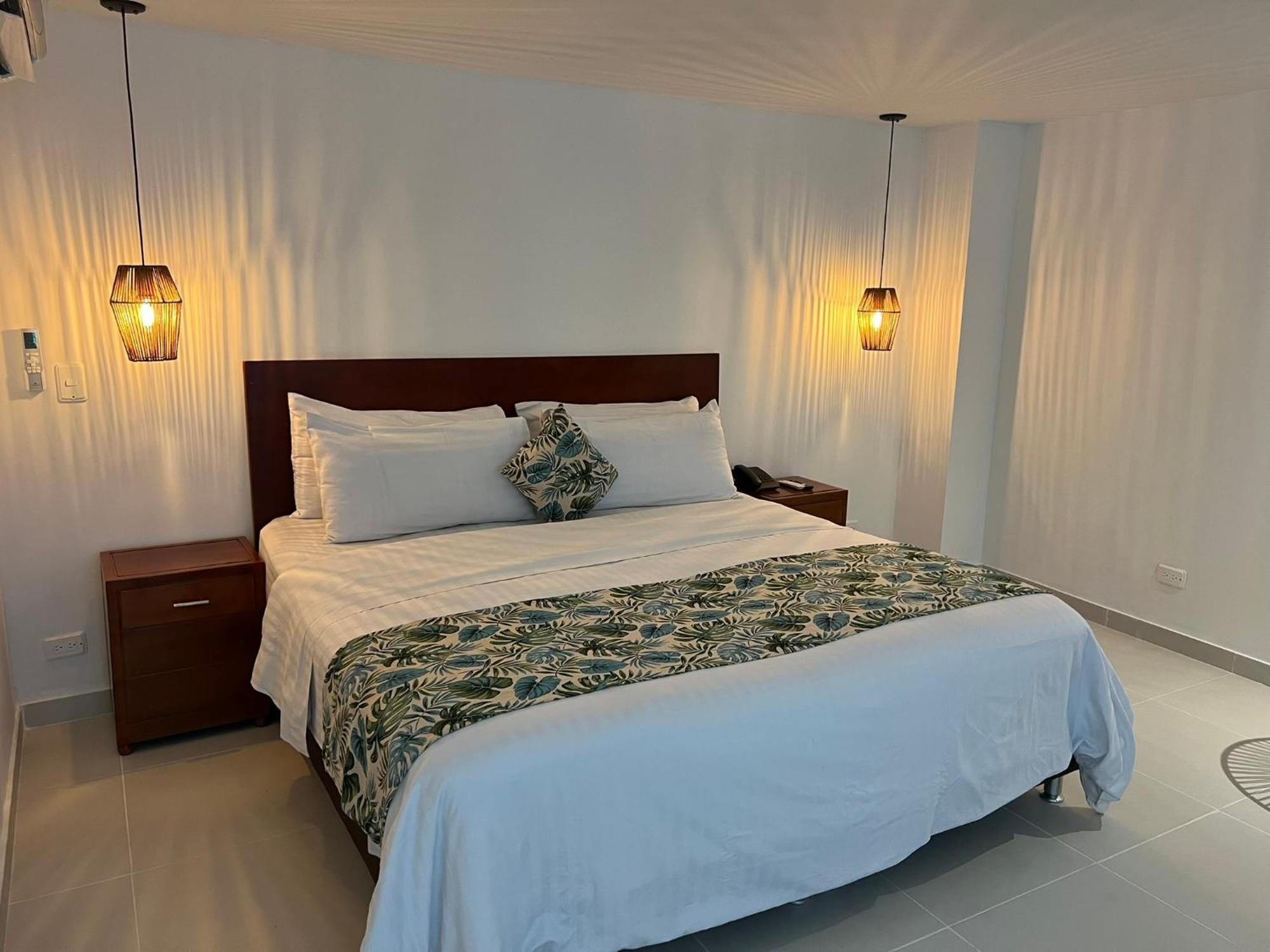 Hotel Playa Club Картахена Экстерьер фото