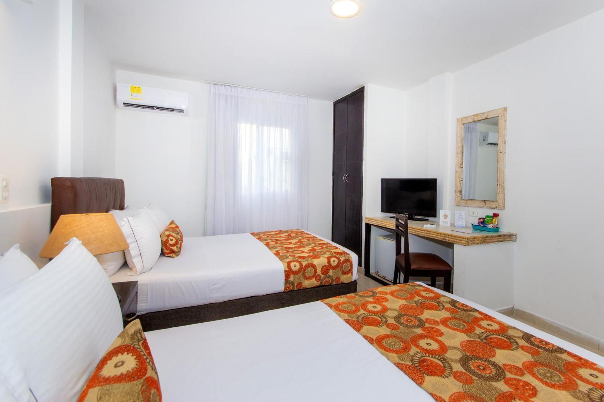 Hotel Playa Club Картахена Экстерьер фото